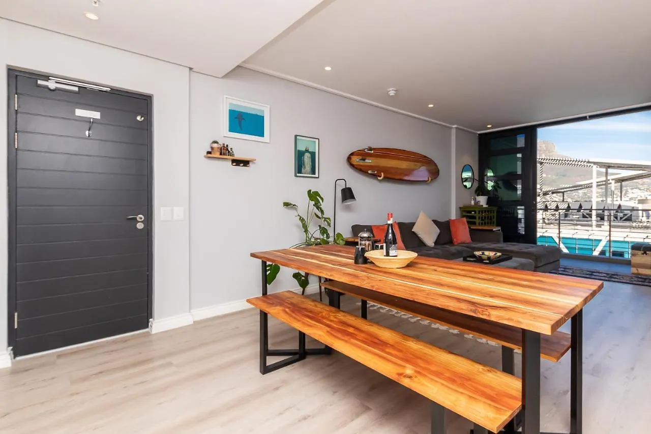 Modern Sanctuary In The Heart Of Cbd W Pool, Outdoor Gym Daire Cape Town Güney Afrika