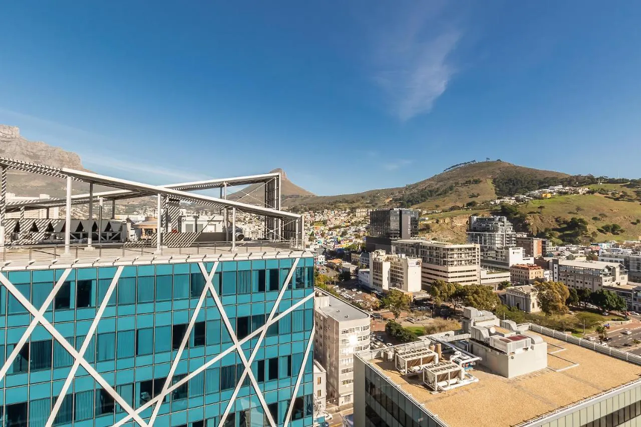 Modern Sanctuary In The Heart Of Cbd W Pool, Outdoor Gym Apartment Cape Town