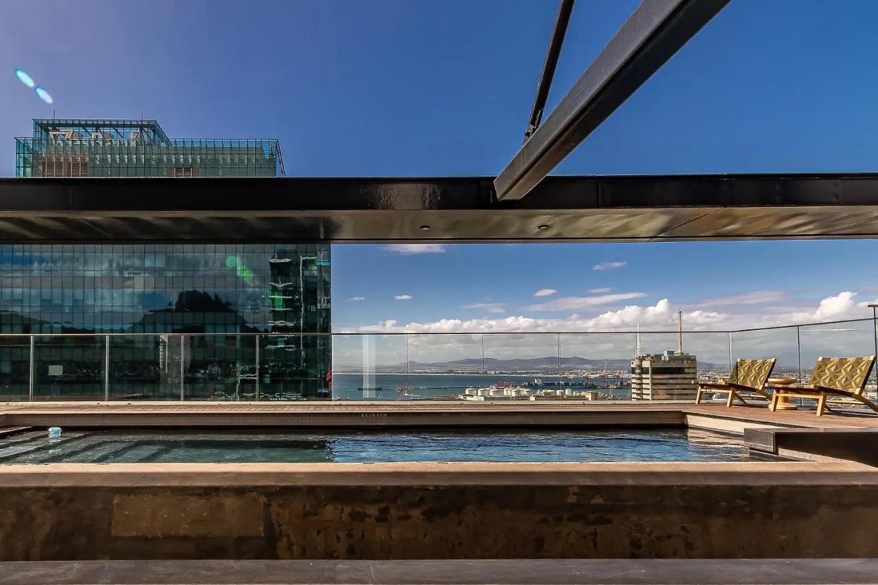 Modern Sanctuary In The Heart Of Cbd W Pool, Outdoor Gym Apartment Cape Town South Africa