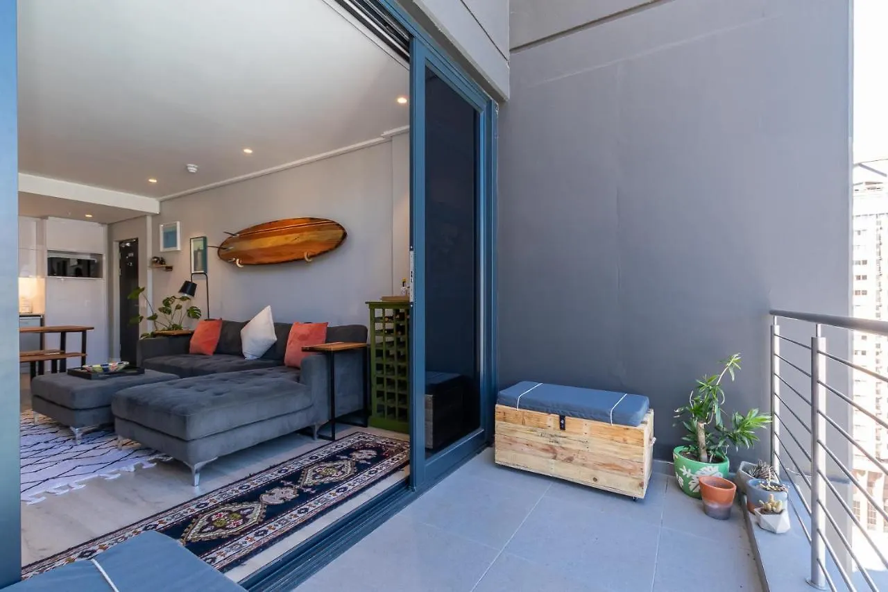 Modern Sanctuary In The Heart Of Cbd W Pool, Outdoor Gym Apartment Cape Town