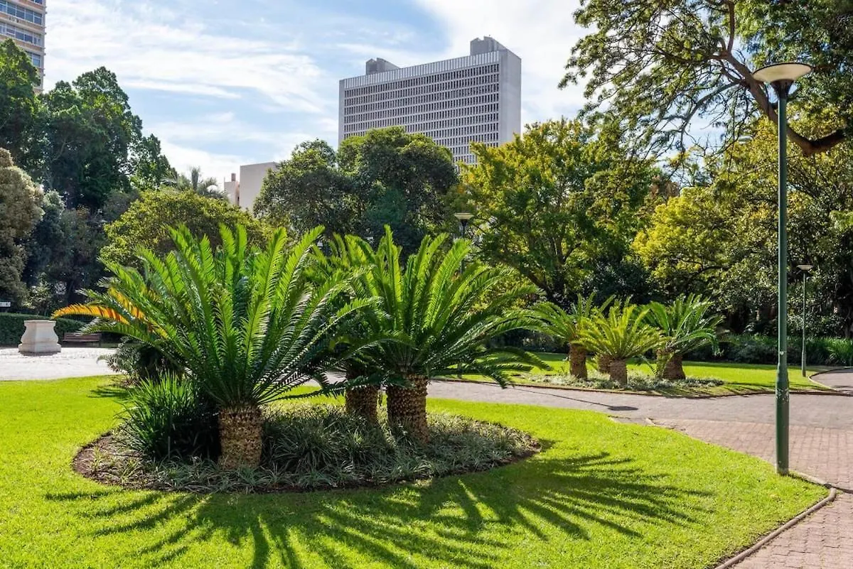Modern Sanctuary In The Heart Of Cbd W Pool, Outdoor Gym Apartment Cape Town